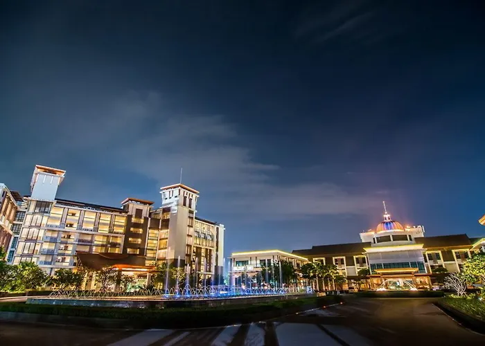 Summit Windmill Golf Suite At Suvarnabhumi